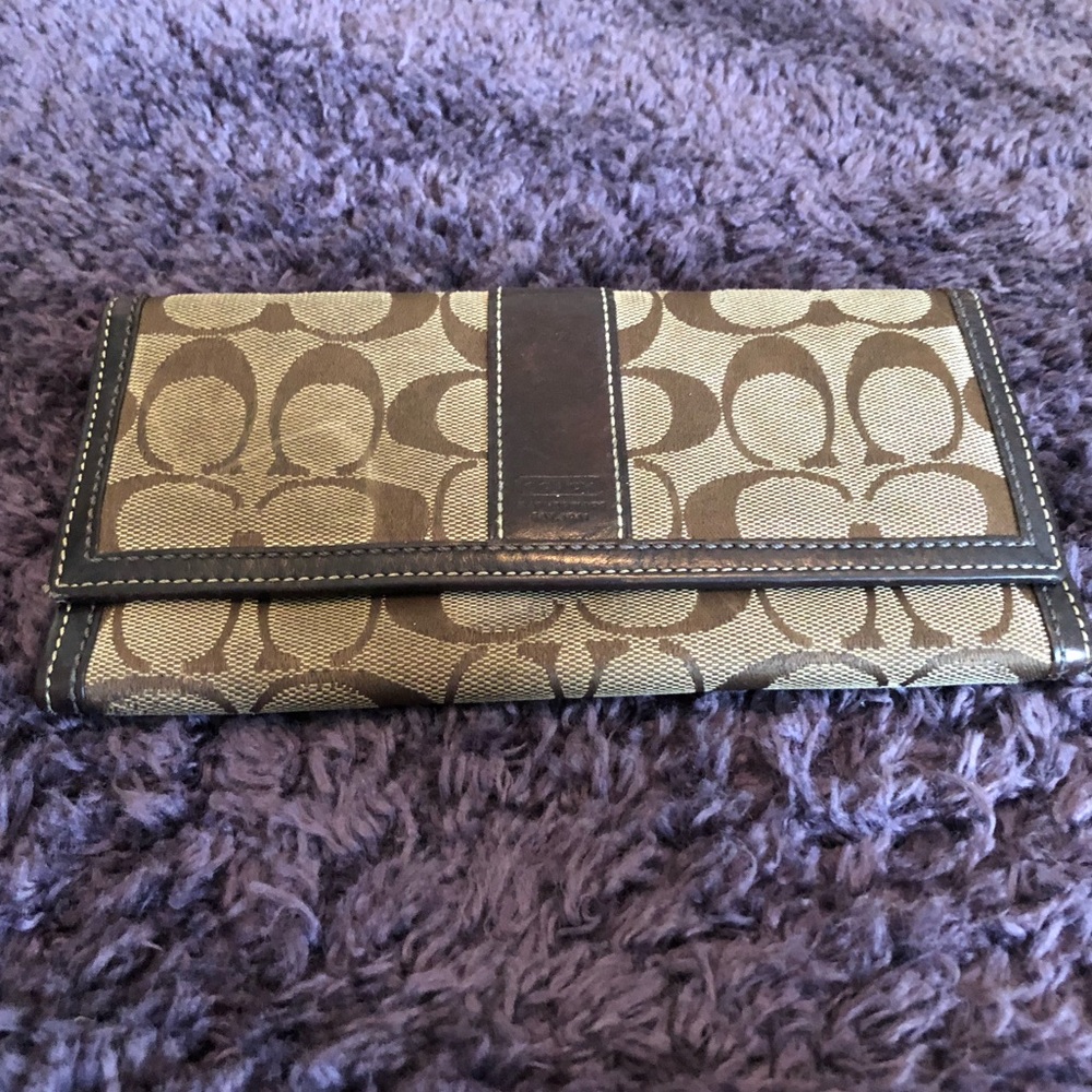 Authentic Coach wallet